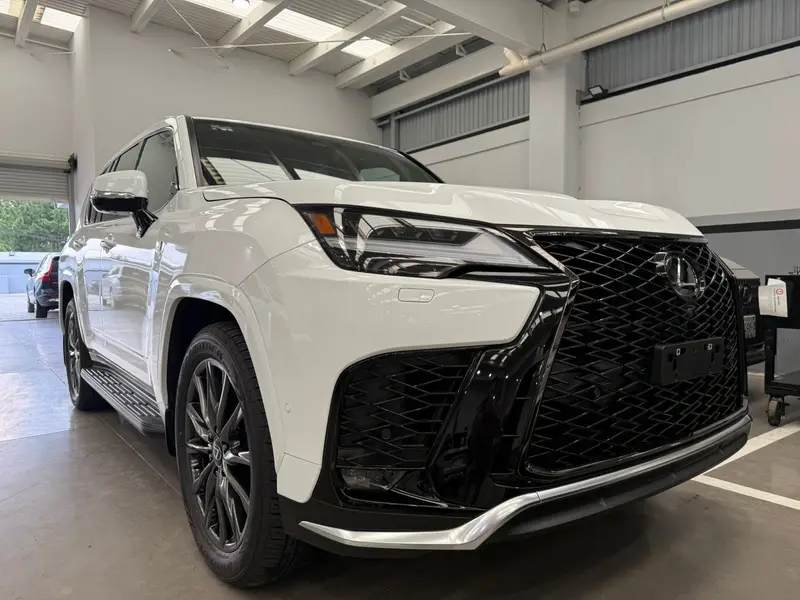 Lexus LX700H Sport 2025, NEW