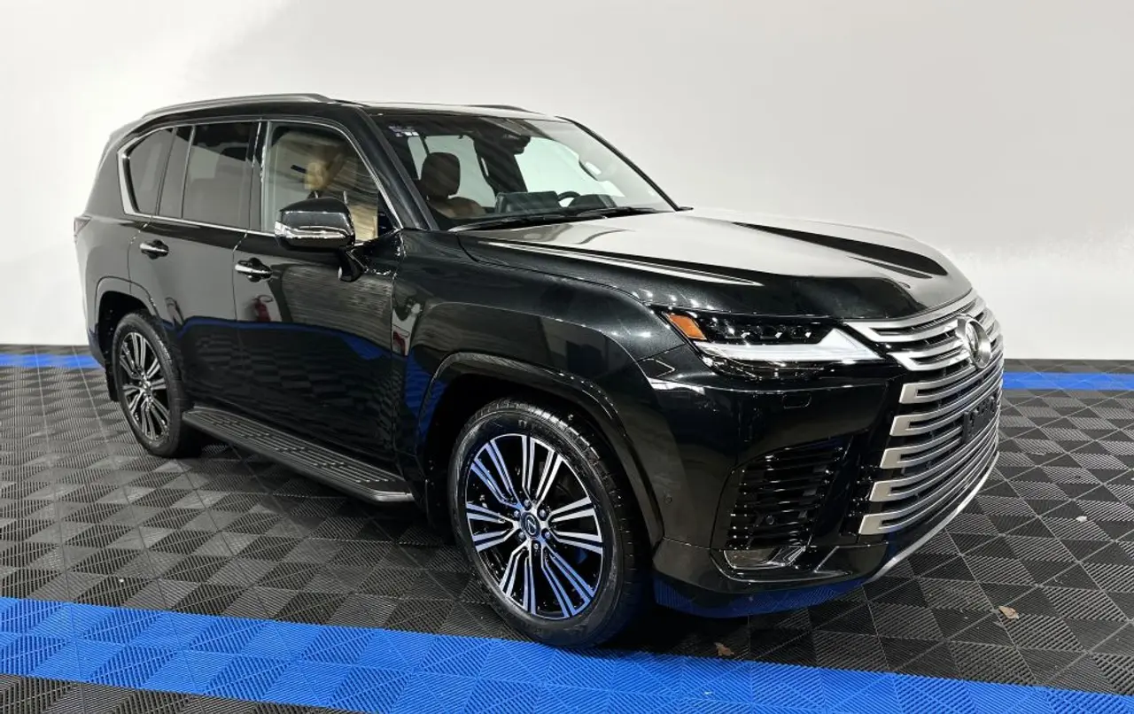 Lexus LX700H Luxury 2025, NEW, On stock in Bremerhaven – 5