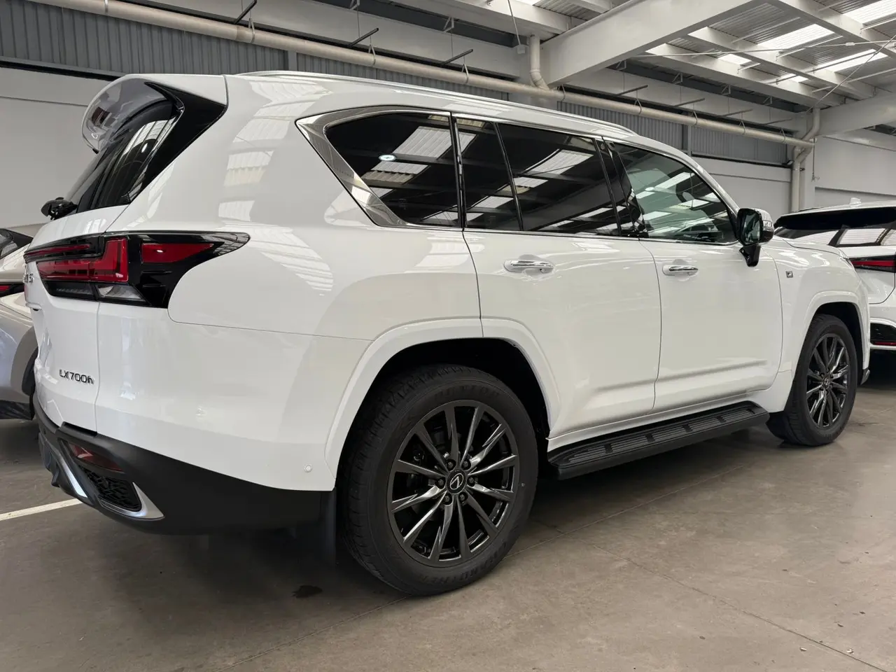 Lexus LX700H Sport 2025, NEW – 5