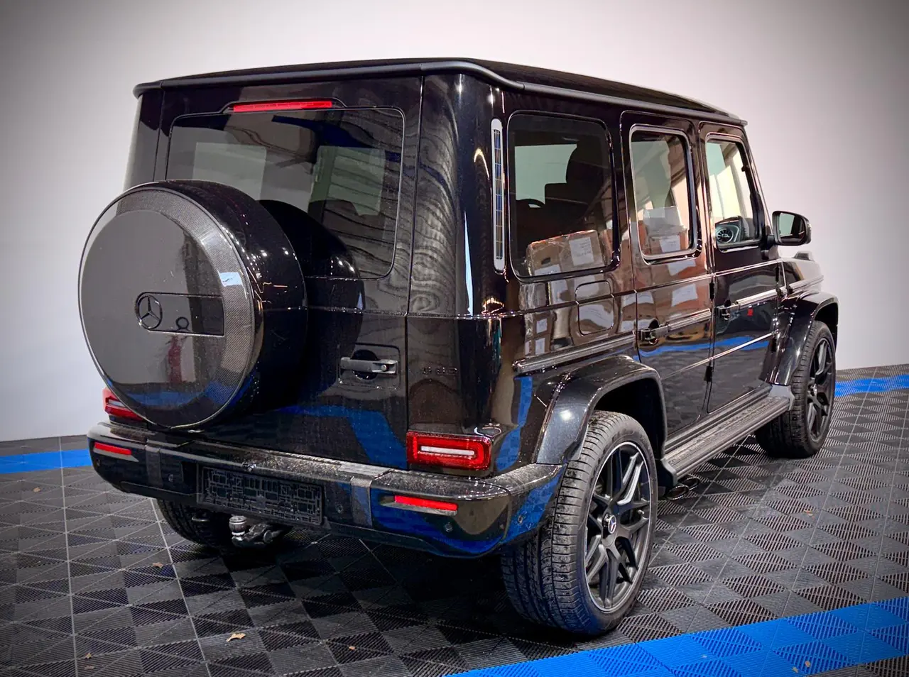 Mercedes G63 AMG V8 Gasoline, 2026 – 7
