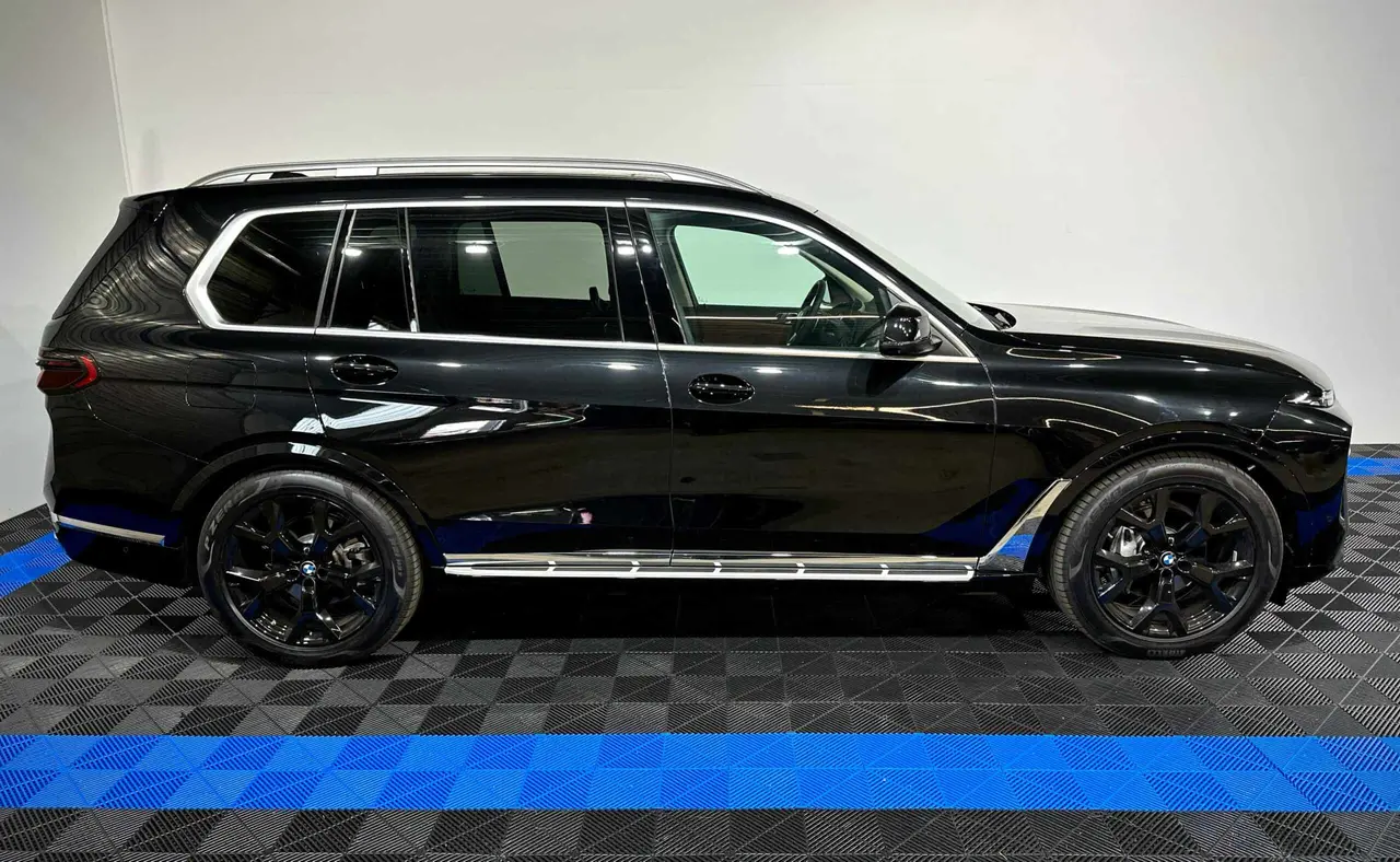 BMW X7 40i – 8