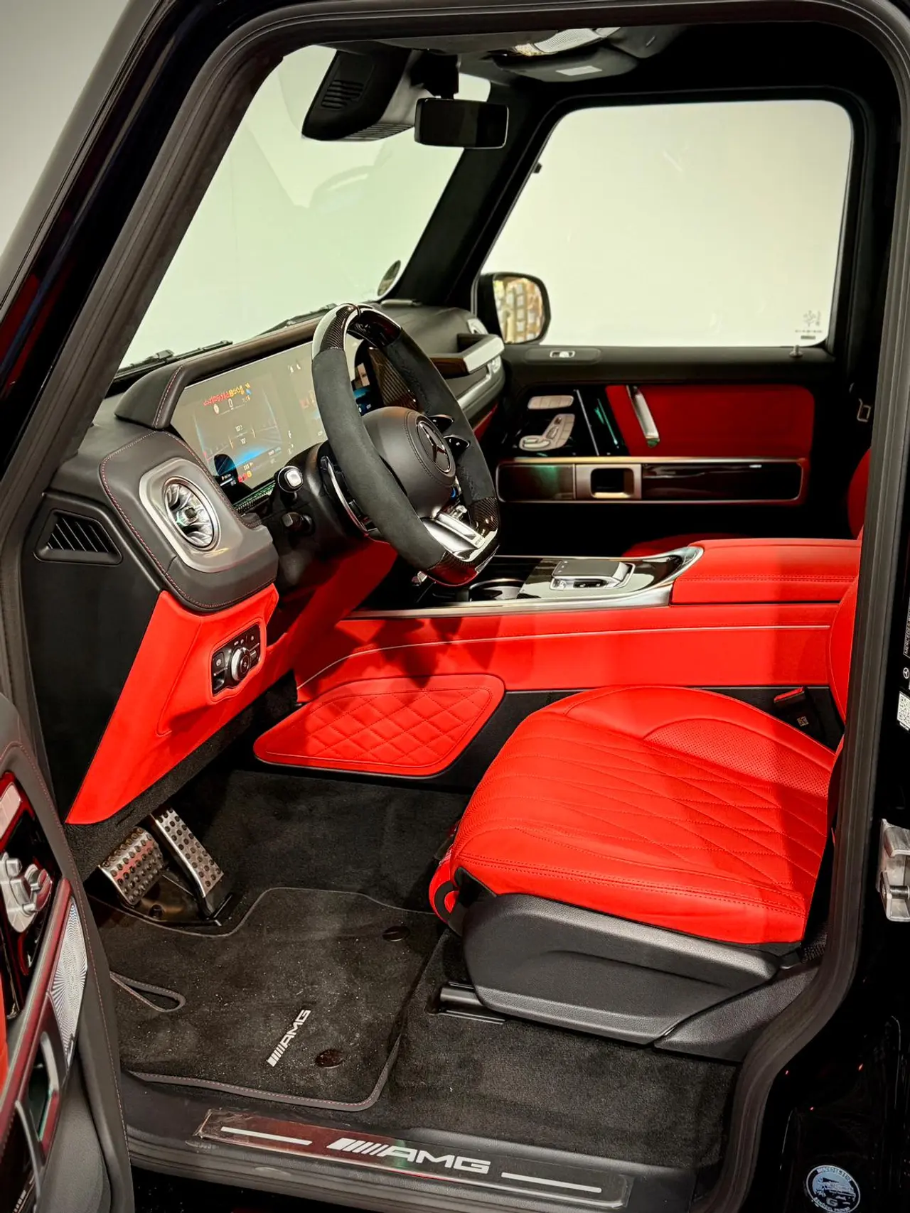 Mercedes G63 AMG V8 Gasoline, 2026 – 10