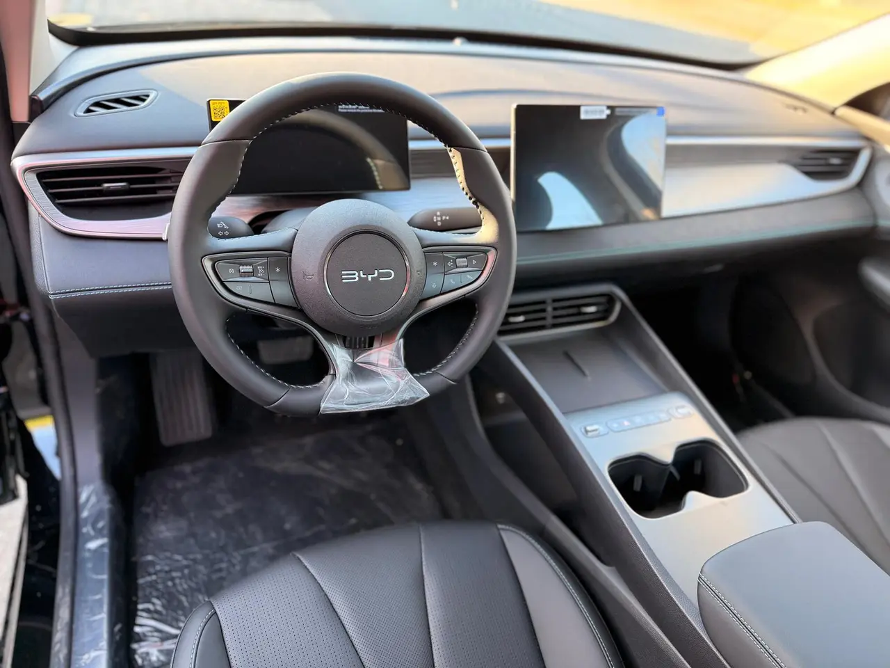 BYD Seal 05 DM-i 2026 Smart Driving Edition 128KM Luxury – 10