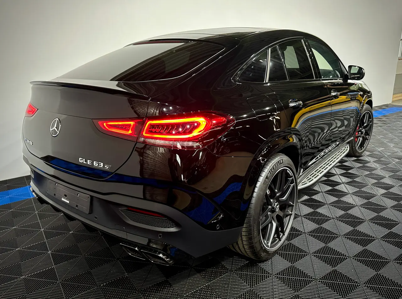 Mercedes Benz GLE 63 S AMG Coupé – 10