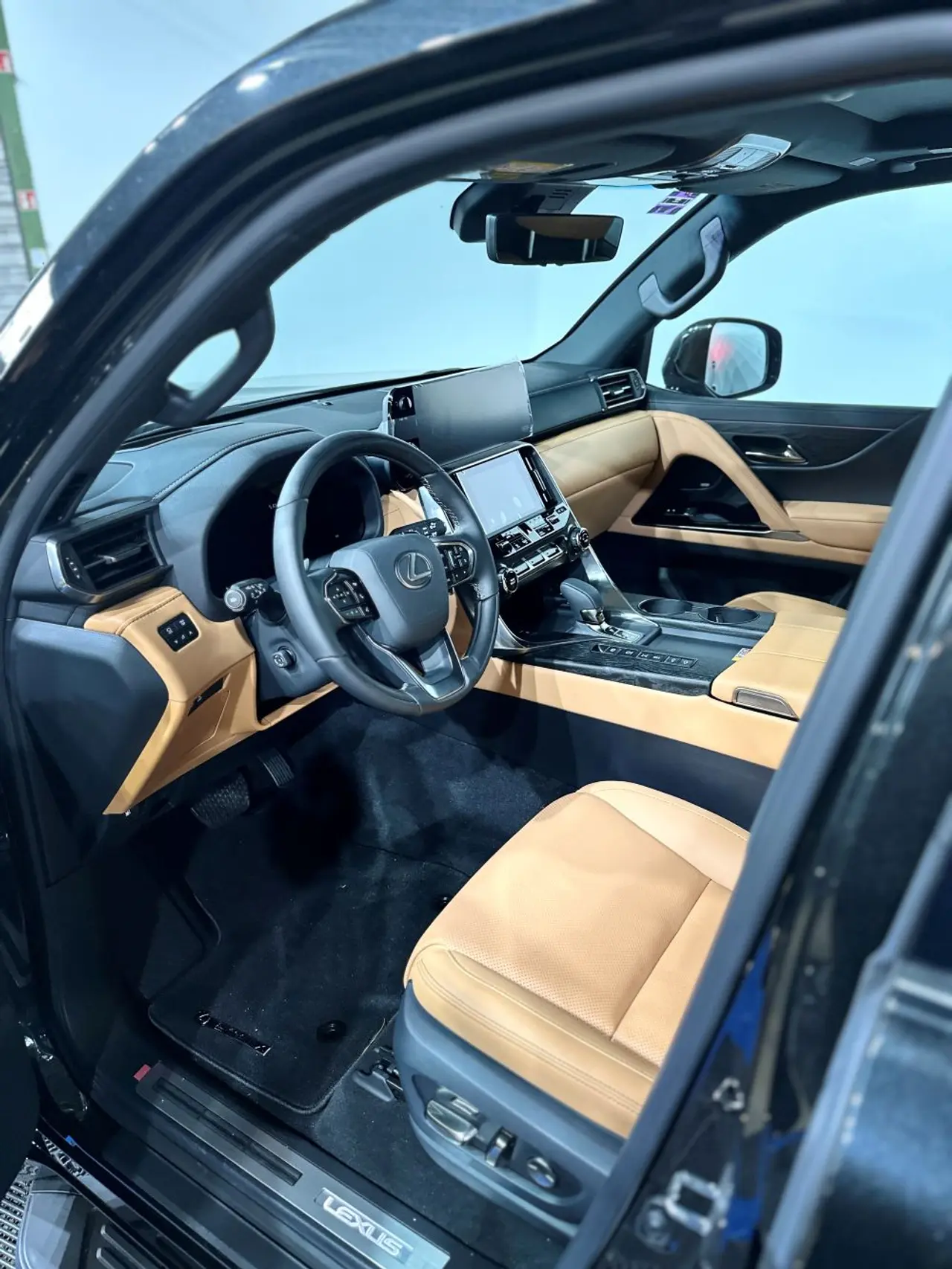 Lexus LX700H Luxury 2025, NEW, On stock in Bremerhaven – 11
