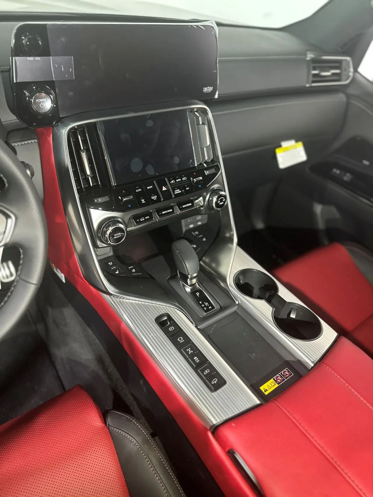 Lexus LX700H Sport 2025, NEW – 15