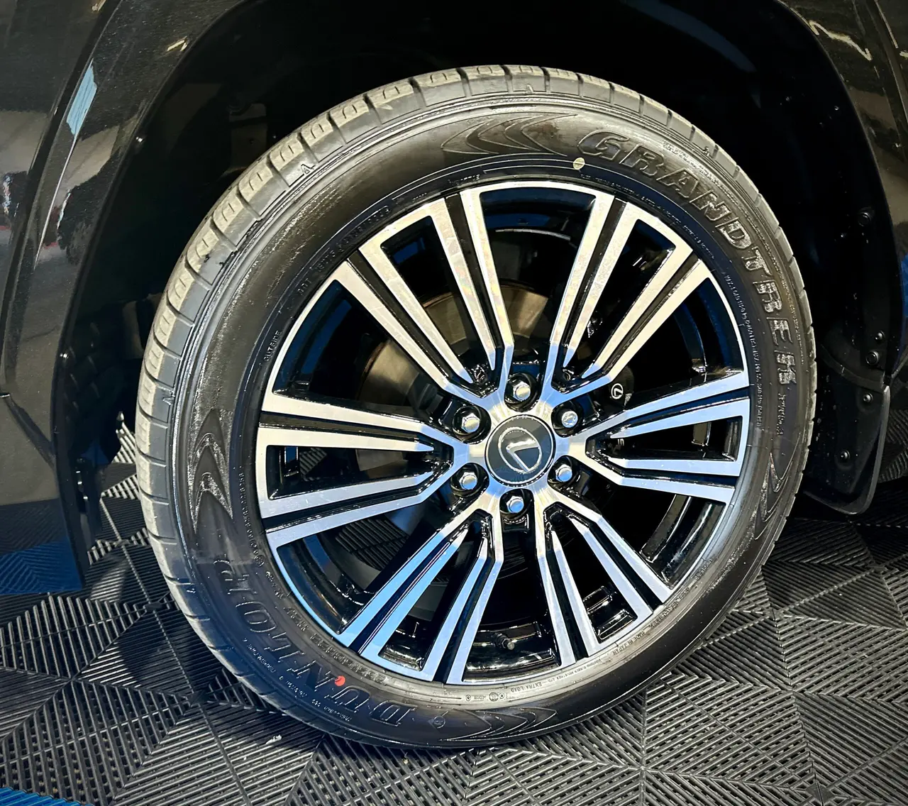 2 X Lexus LX600 Luxury NEW, On stock in Bremerhaven – 22